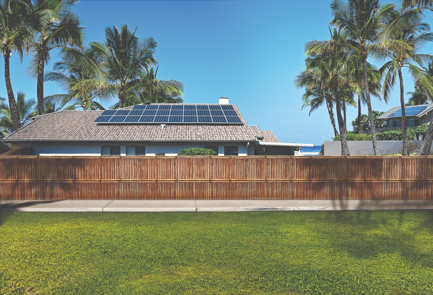 Home in Hawaii with solar on roof