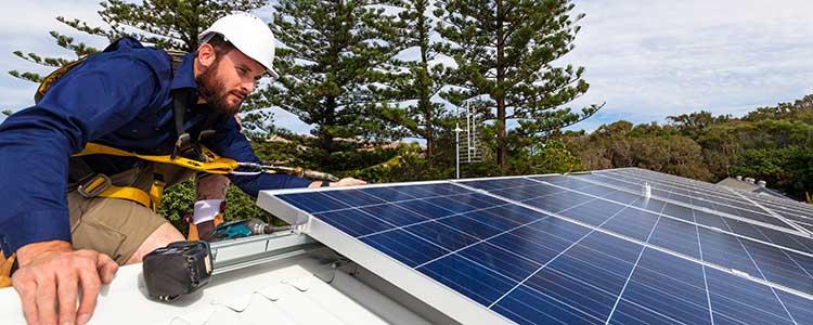 Solar Panel Installer